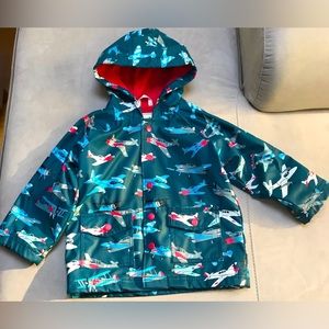 Hatley raincoat. Adorable!  Airplane graphics. Soft and warm fleece lining 3T